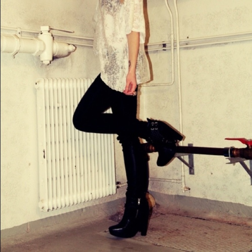 ➳ ➳ Unique Sam Edelman “Zoe” Platform Booties ➳ ➳ - Picture 5 of 8